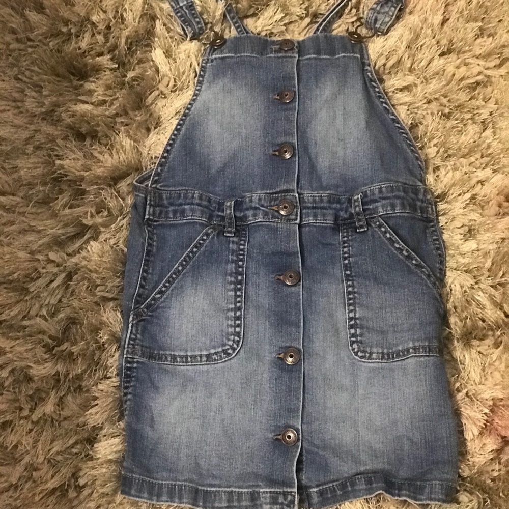 Girl’s jean dress